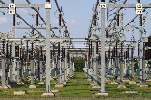 Zrozumienie zużycia energii elektrycznej w przemyśle