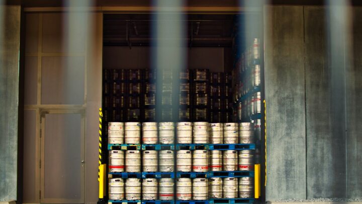 Odbojnice gumowe: Niezastąpione elementy w inżynierii budowlanej i przemysłowej